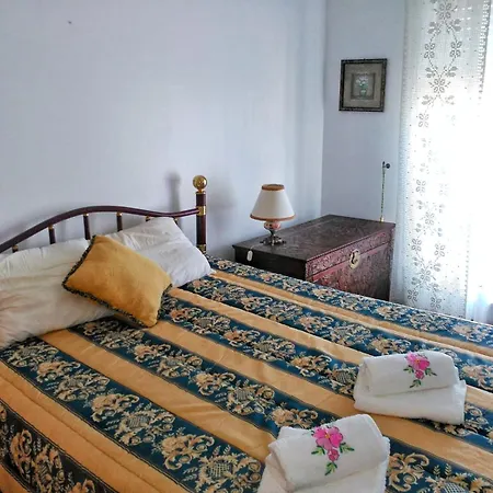 Apartman No Coracao Da Aldeia Atouguia da Baleia